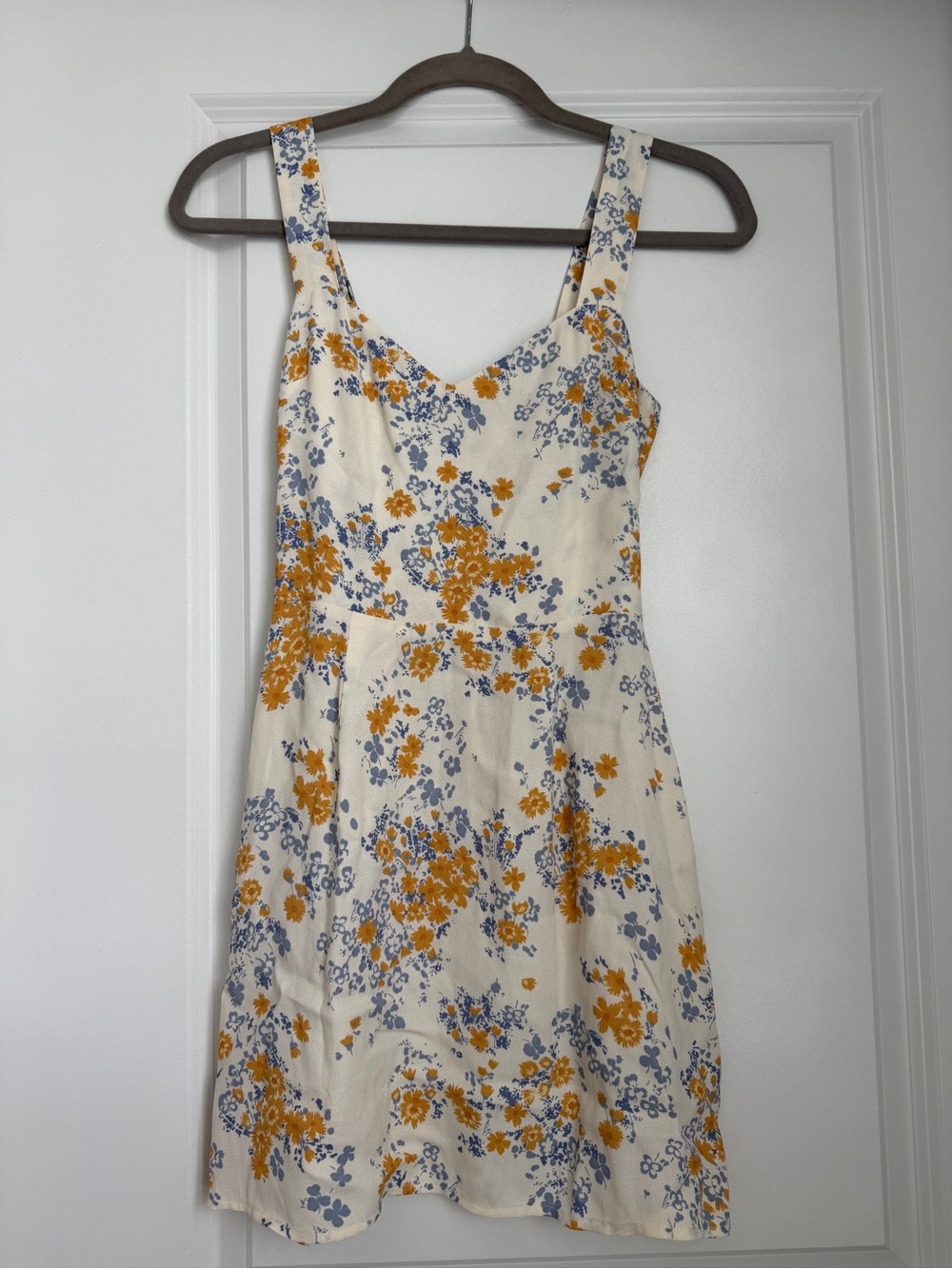 NWOT Reformation “The Humphrey” Dress - Picture 2 of 7